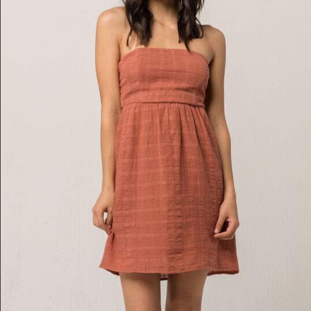 Socialite orange dress